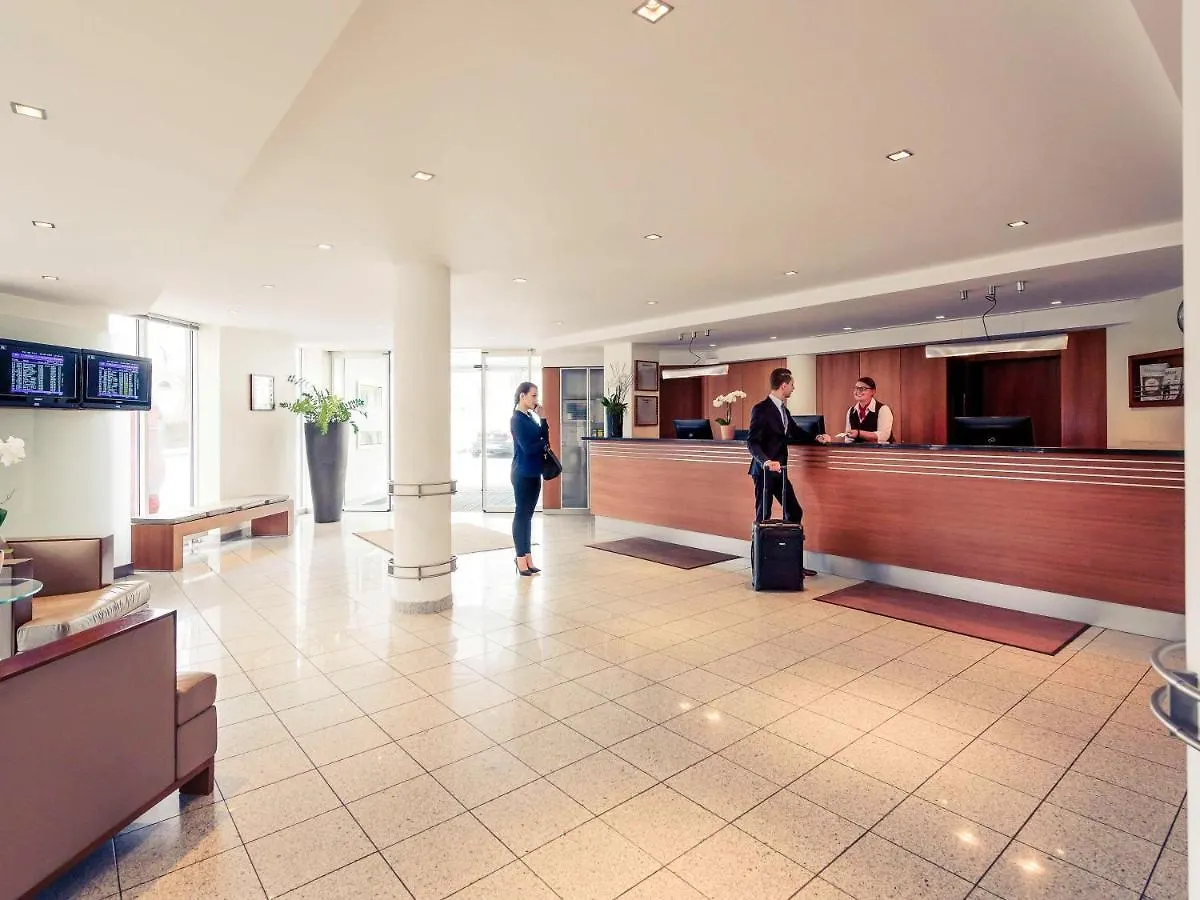 Mercure Hotel Muenchen Airport Freising 4*,